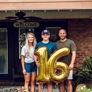 Meet your Posher, Shawn